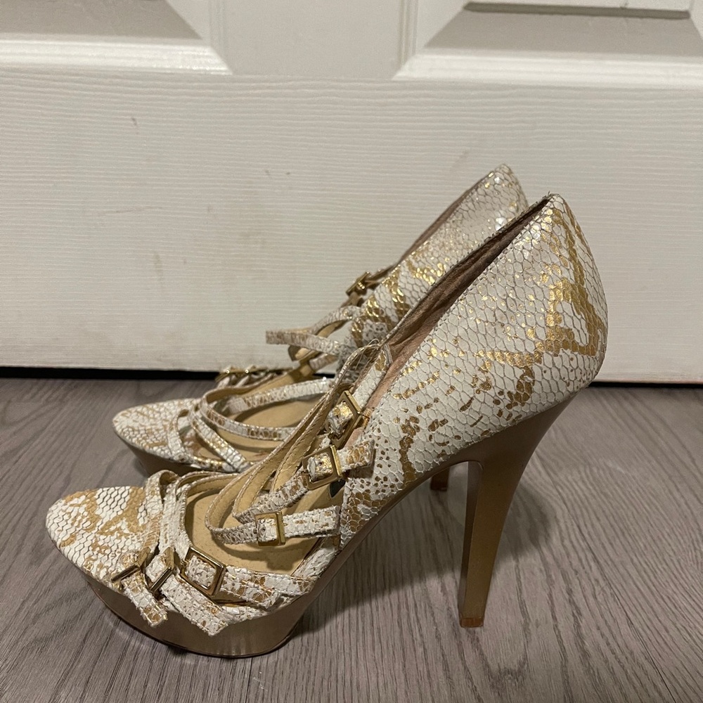 Chinese Laundry Gold/White Snakeskin Heels 8/8.5